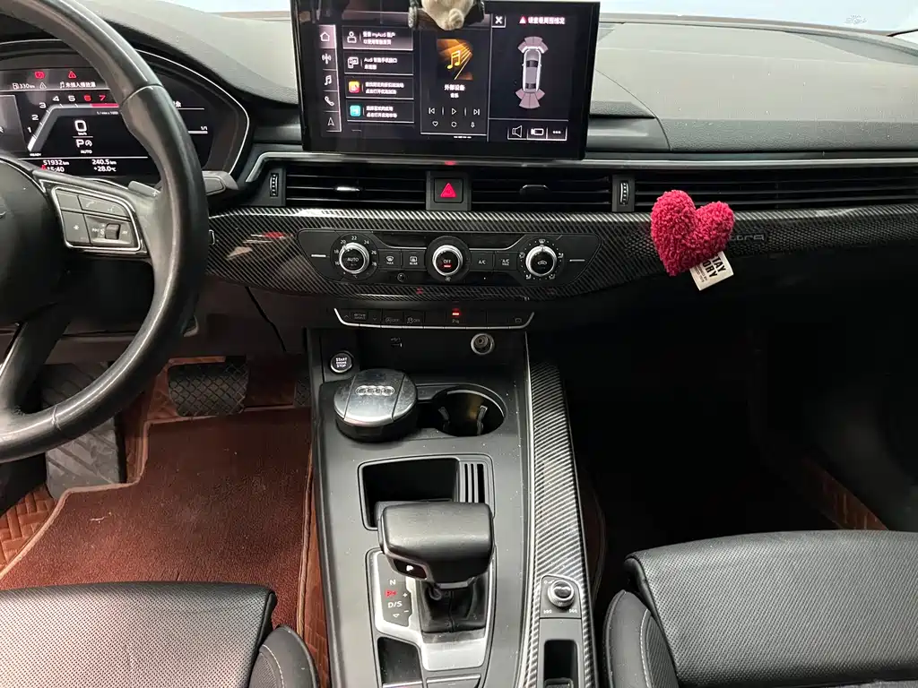 Audi A4L — миниатюра 11