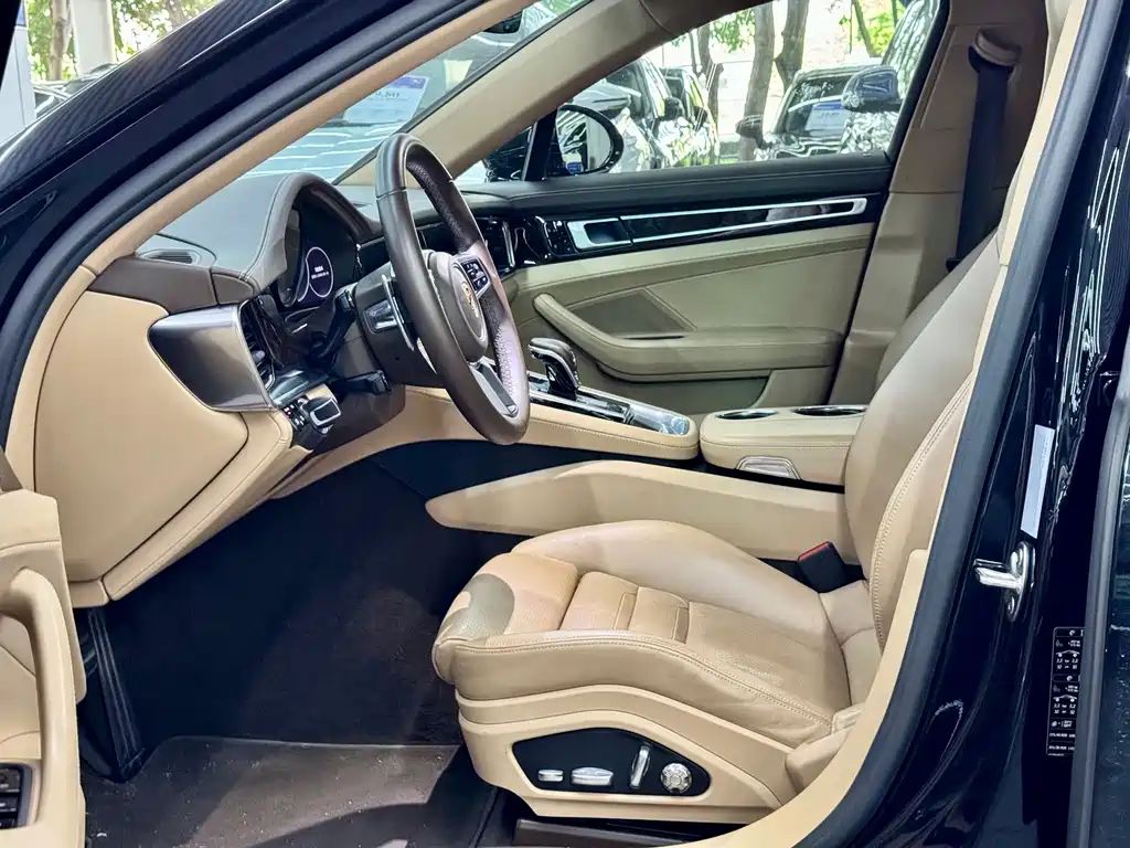 Porsche Panamera — миниатюра 4
