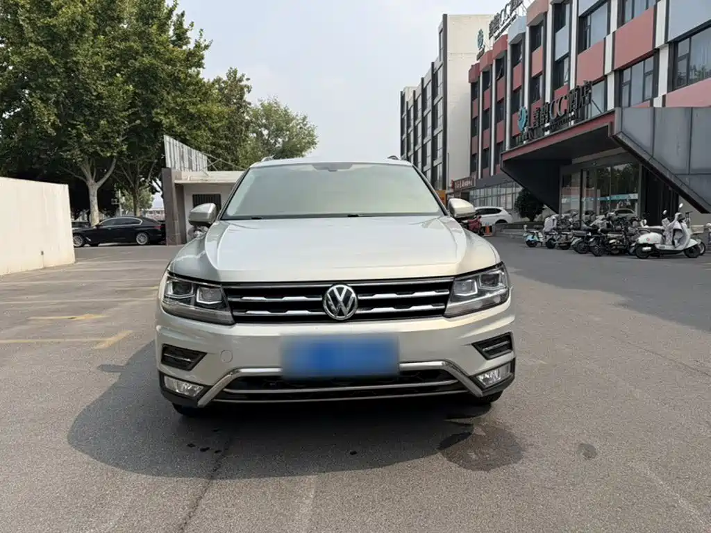 Volkswagen Tiguan L — миниатюра 3