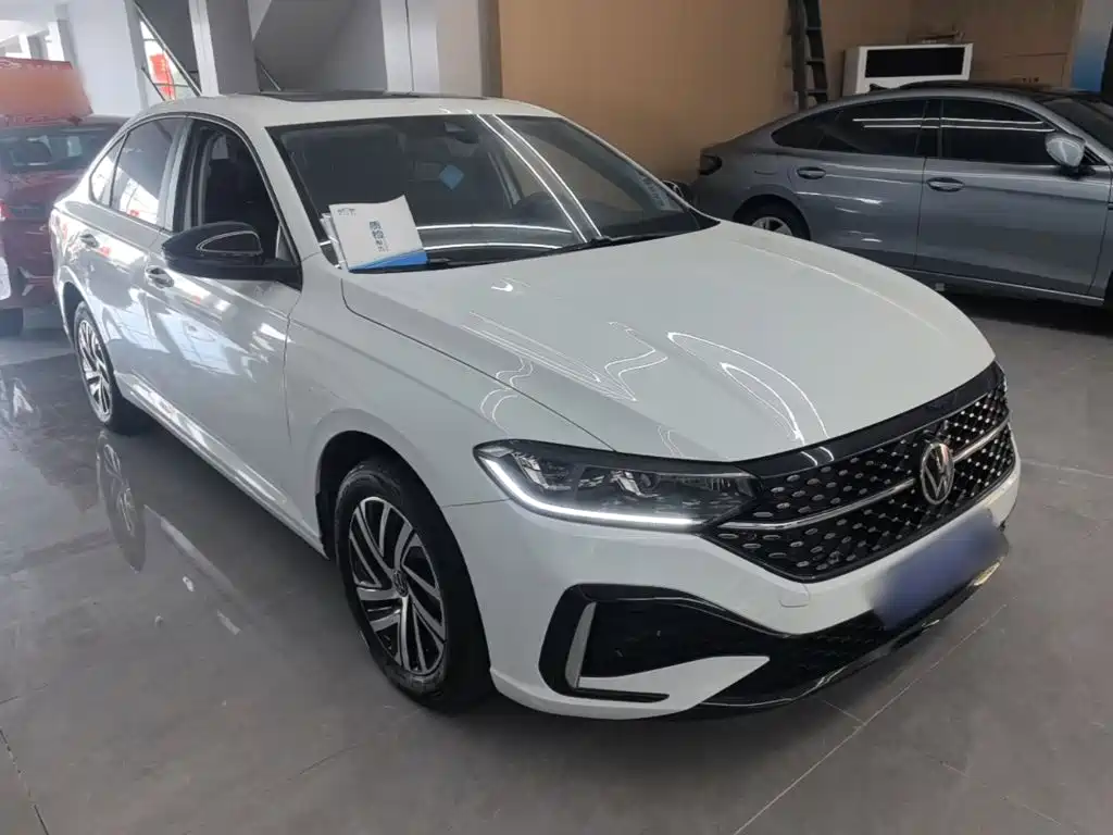 Volkswagen Lavida — миниатюра 4
