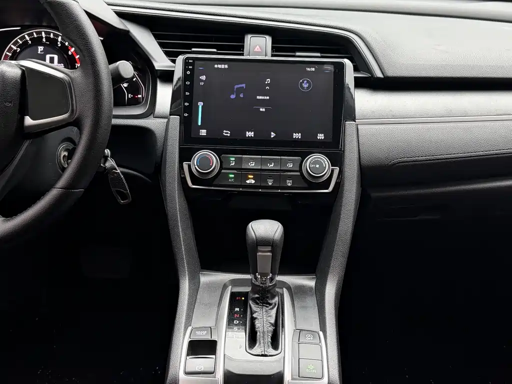 Honda Civic — миниатюра 12