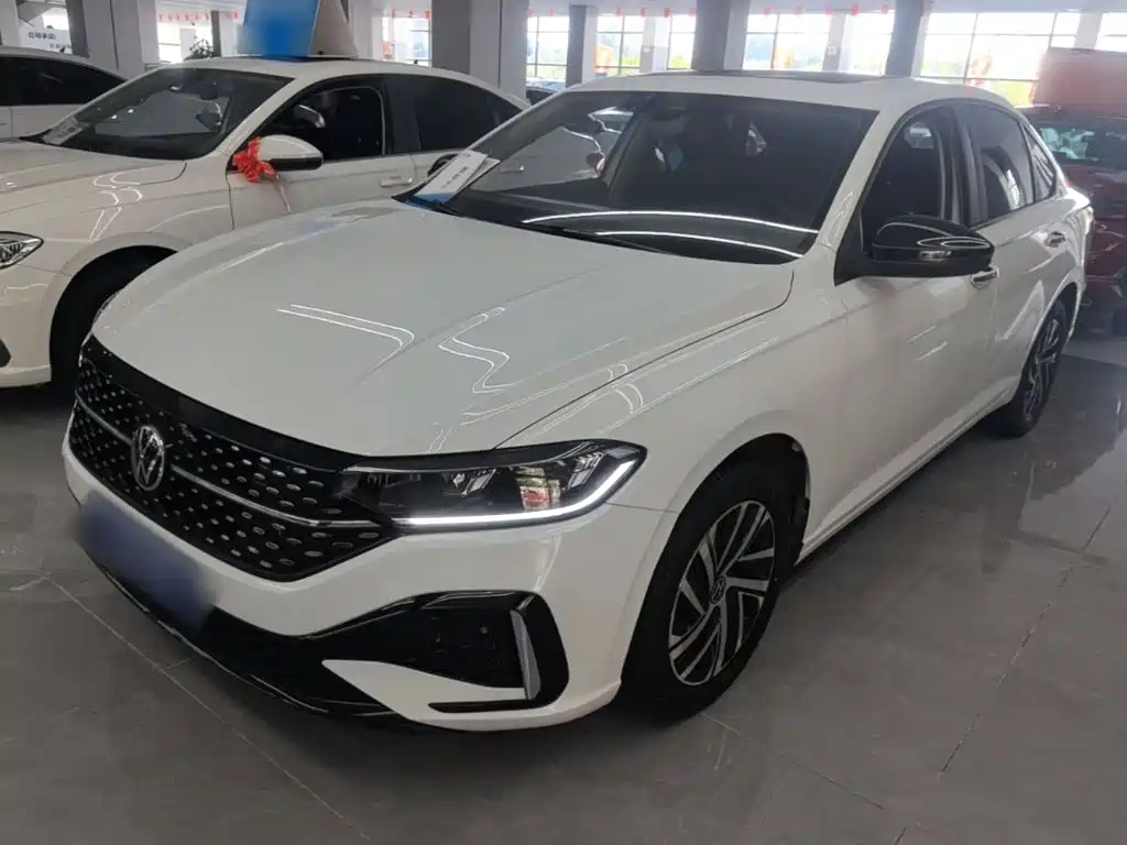Volkswagen Lavida — миниатюра 2