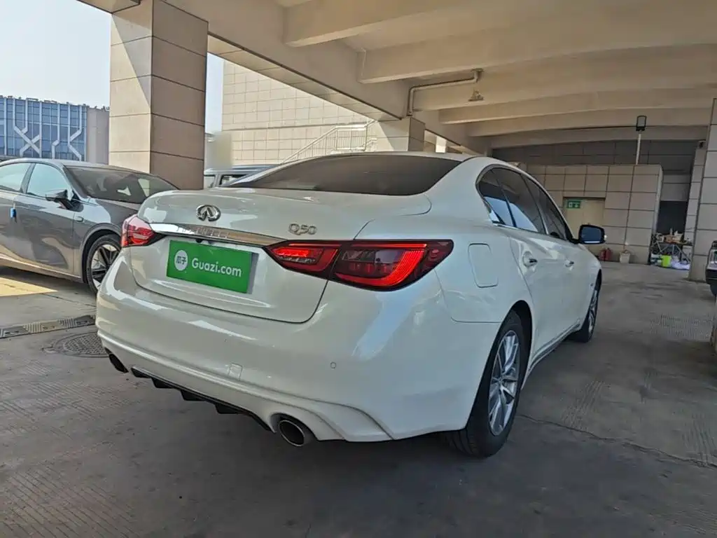 Infiniti Q50L — миниатюра 7