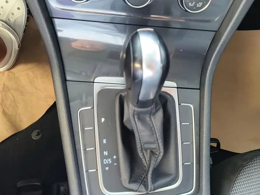 Volkswagen Golf — миниатюра 16