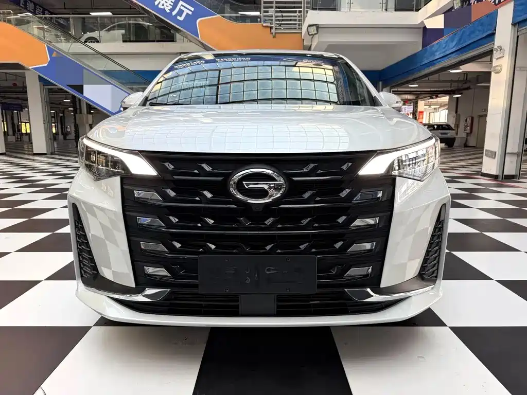 GAC Motor Trumpchi M6 — миниатюра 2