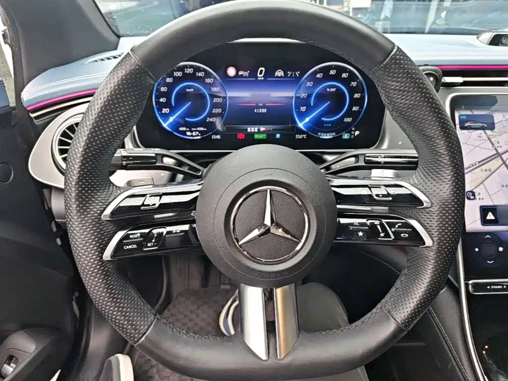 Mercedes-Benz EQE — миниатюра 11