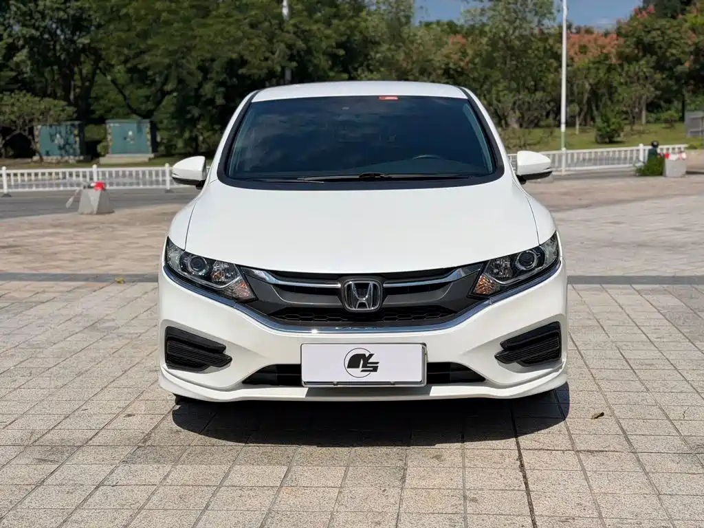 Honda Jade — миниатюра 2
