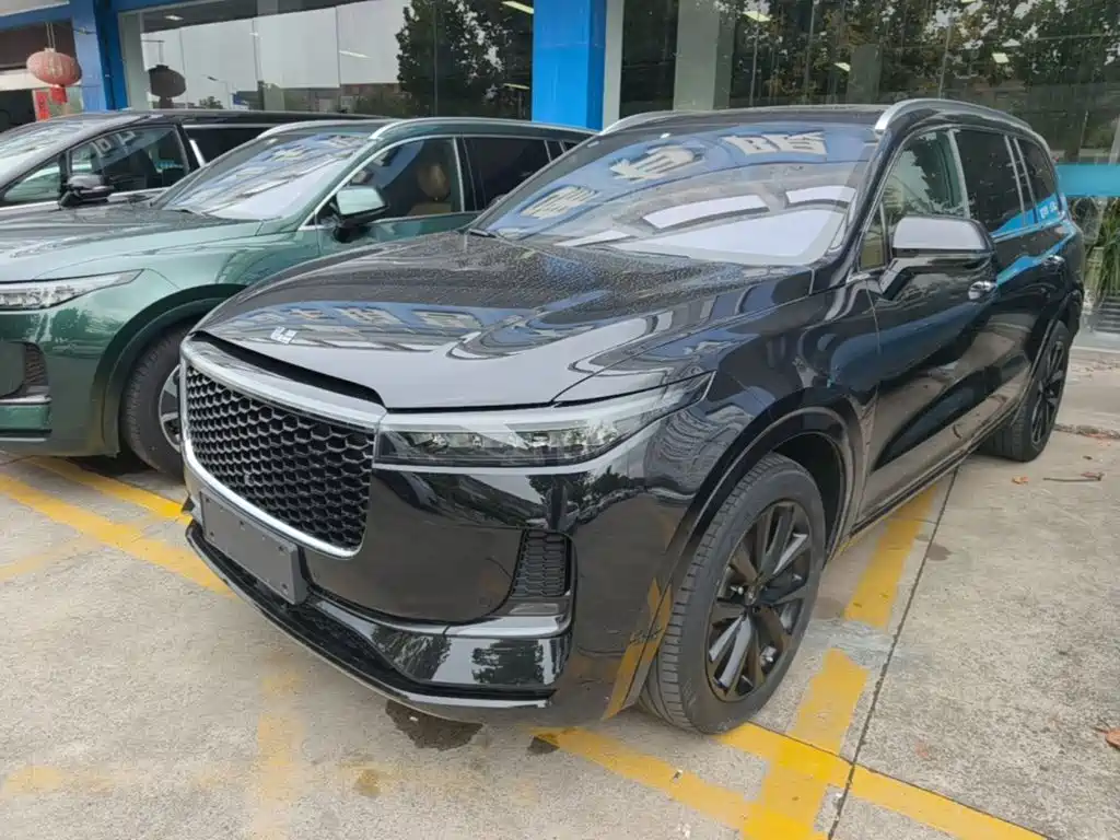 Li Auto Li ONE — миниатюра 2