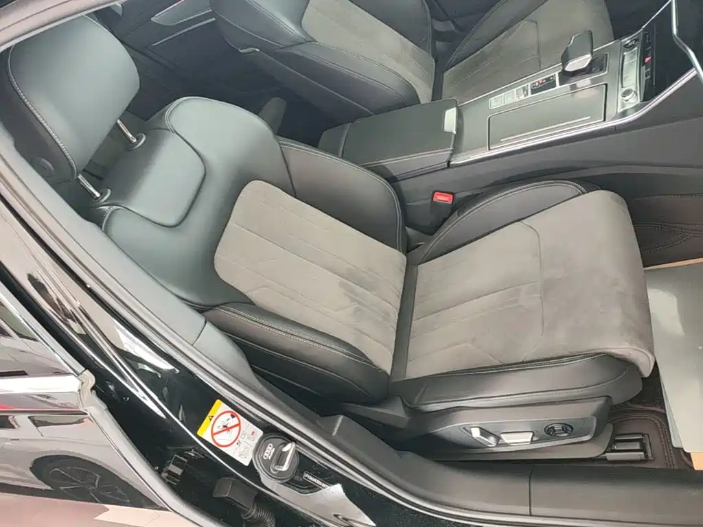 Audi A6L — миниатюра 25