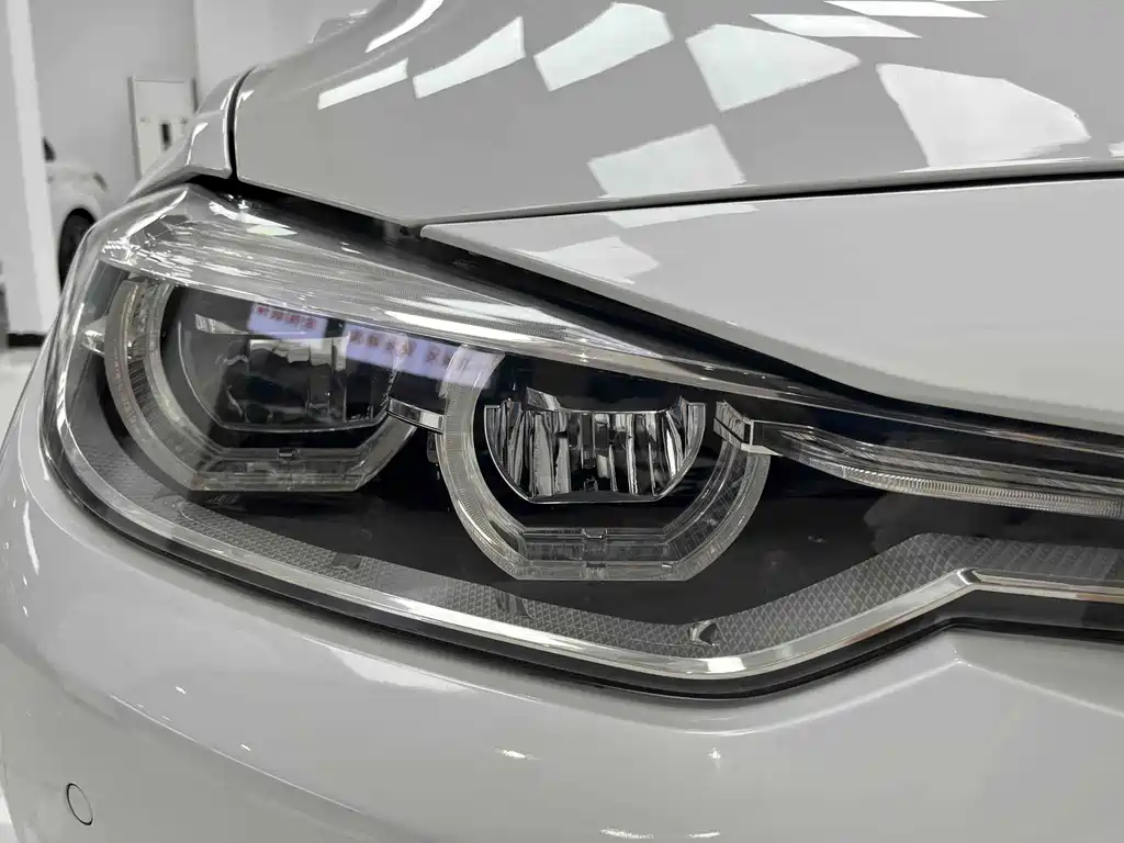 BMW 3 Series — миниатюра 15