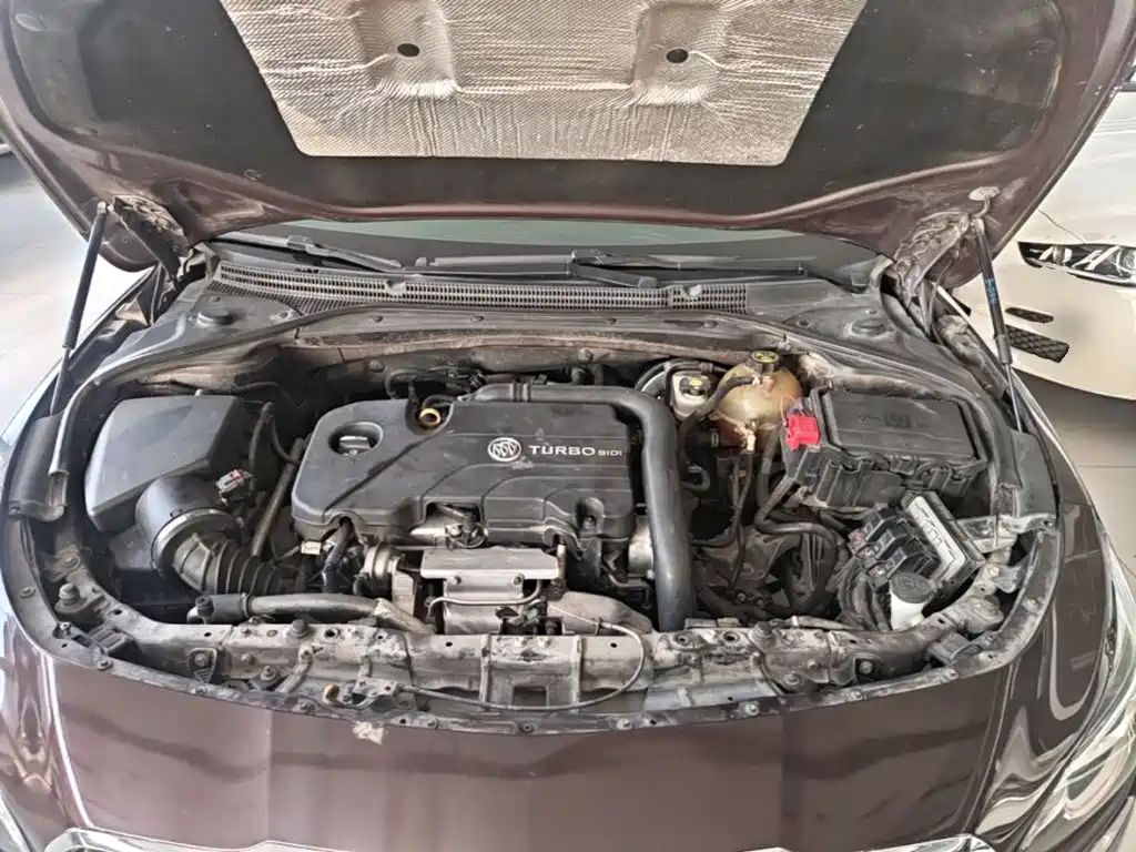 Buick LaCrosse — миниатюра 20