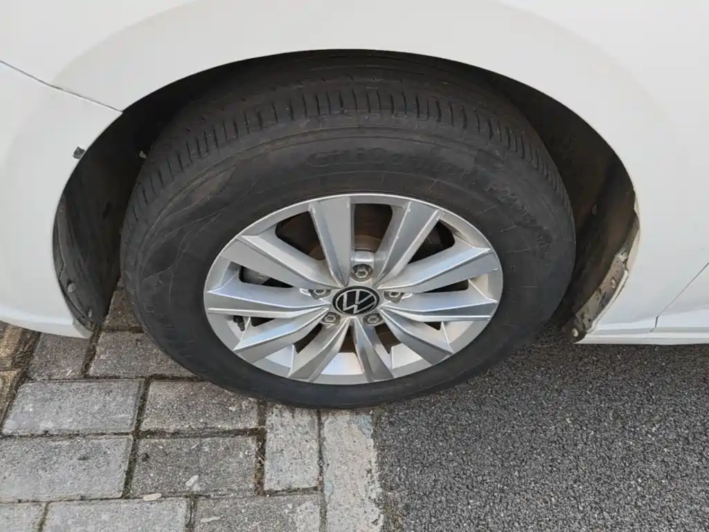 Volkswagen Lavida — миниатюра 23