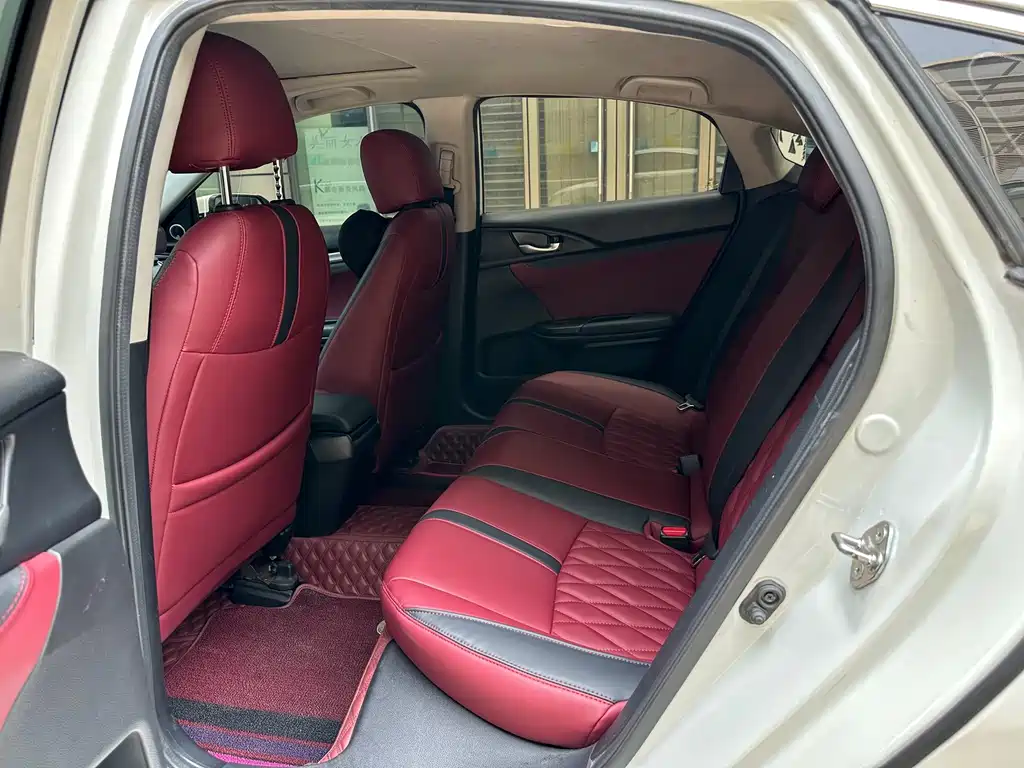Honda Civic — миниатюра 9