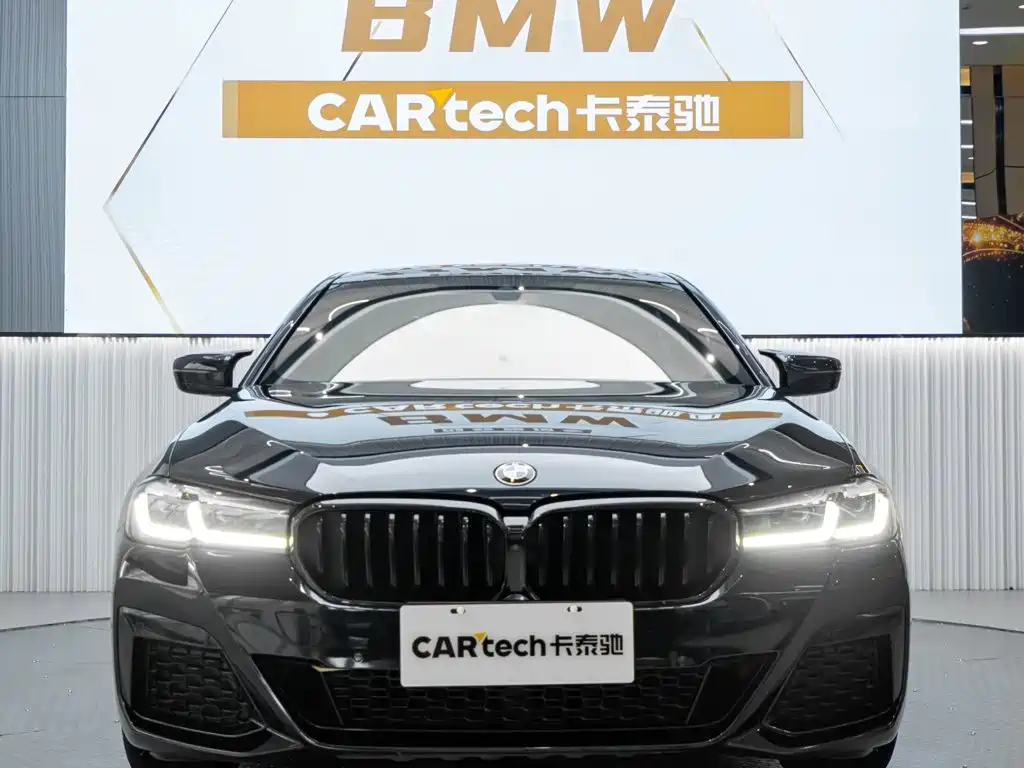 BMW 5 Series — миниатюра 2