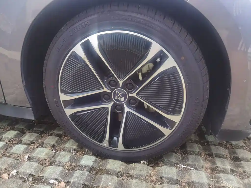 BYD Han — миниатюра 8