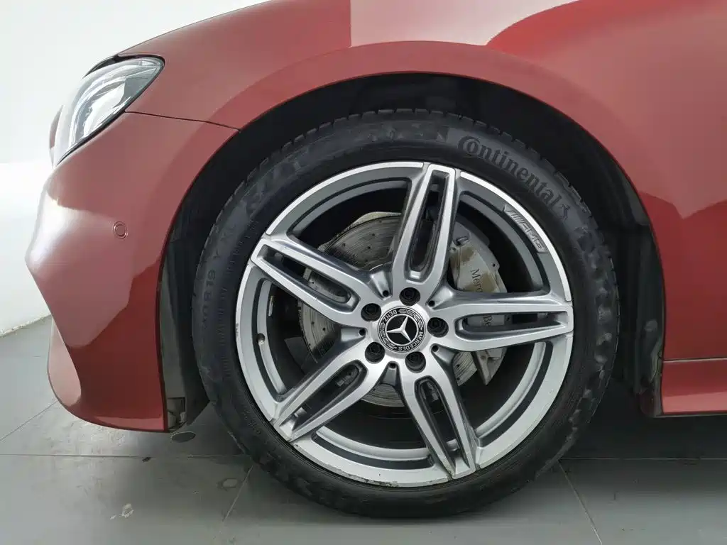 Mercedes-Benz E-Class (Import) — миниатюра 17