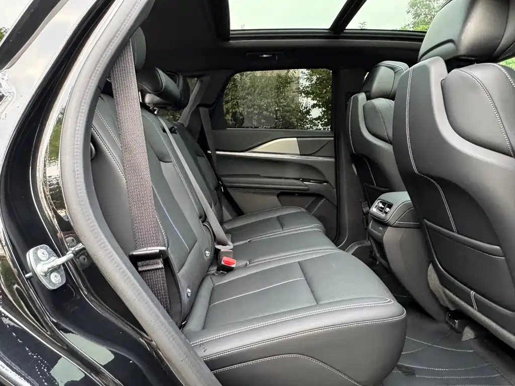 Cadillac XT5 — миниатюра 9