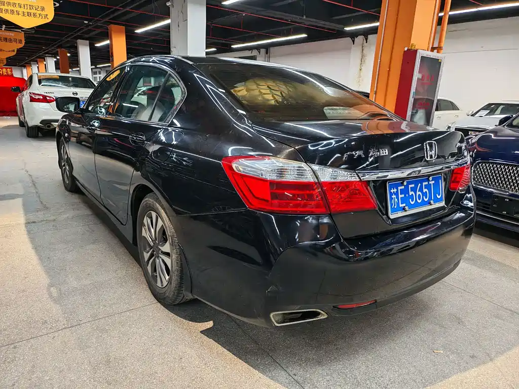 Honda Accord — миниатюра 2