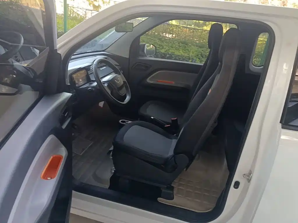 Wuling MINIEV — миниатюра 16