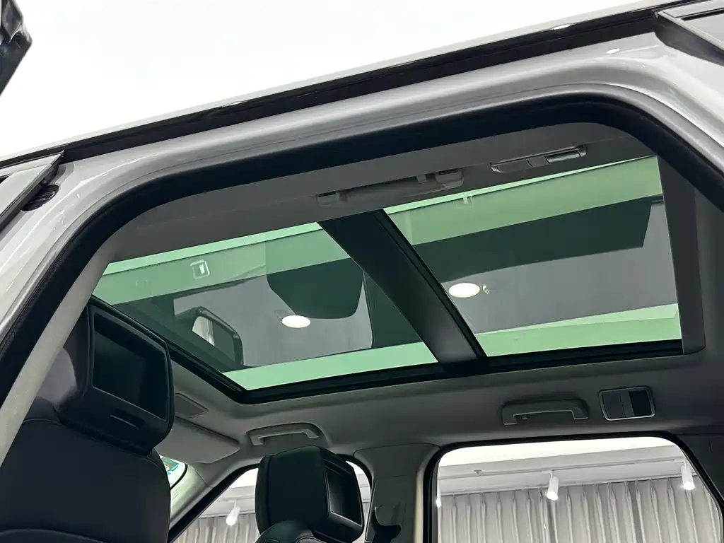 Land Rover Sport — миниатюра 14