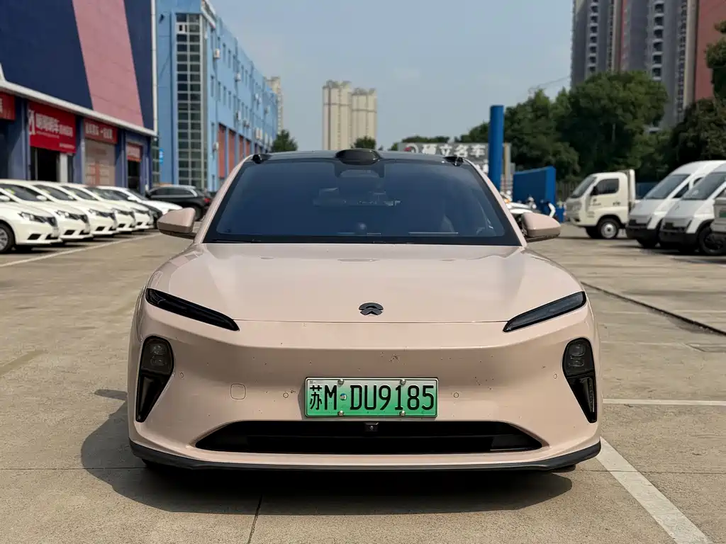 NIO ET5T — миниатюра 2