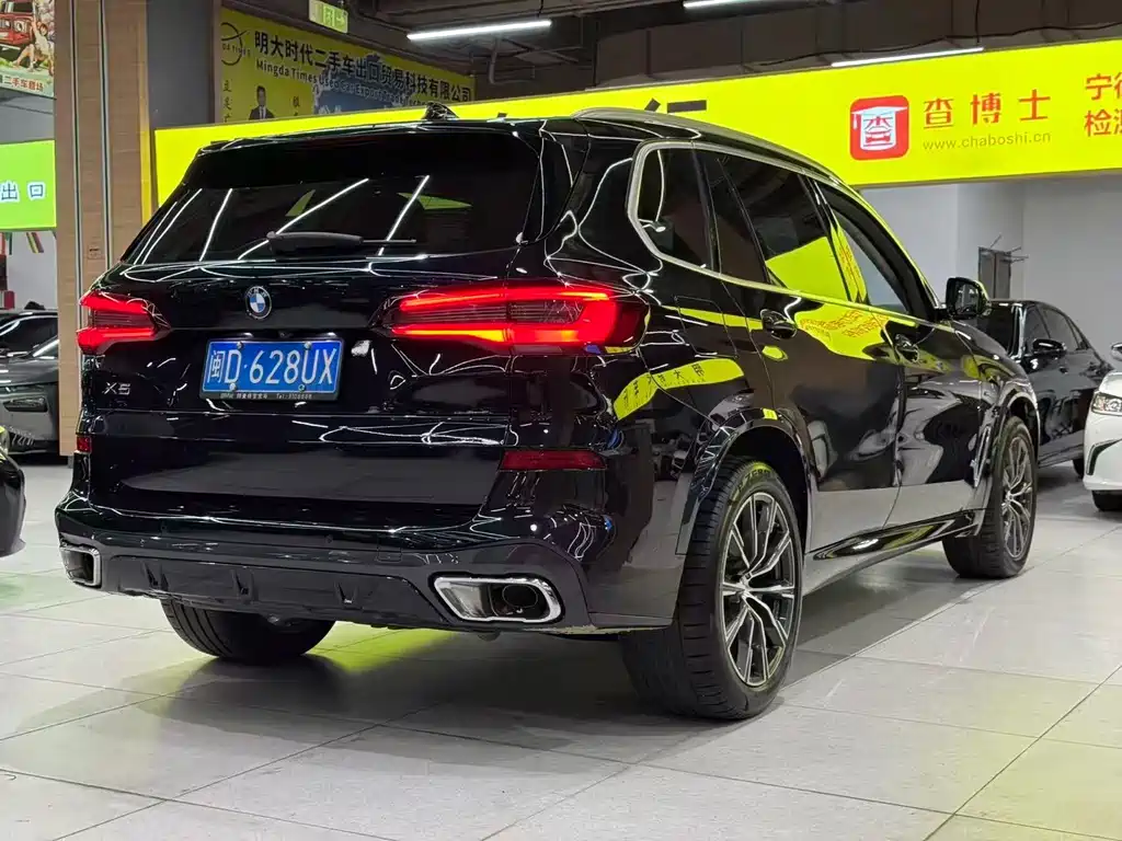 BMW X5 — миниатюра 9