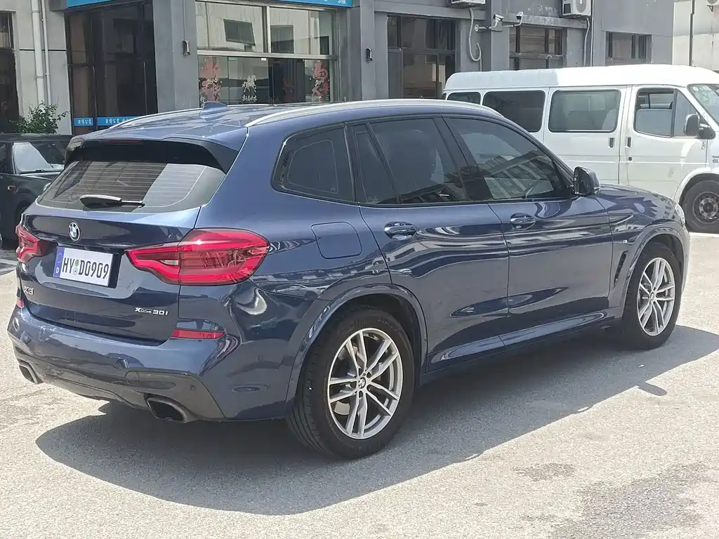 BMW X3 — миниатюра 4