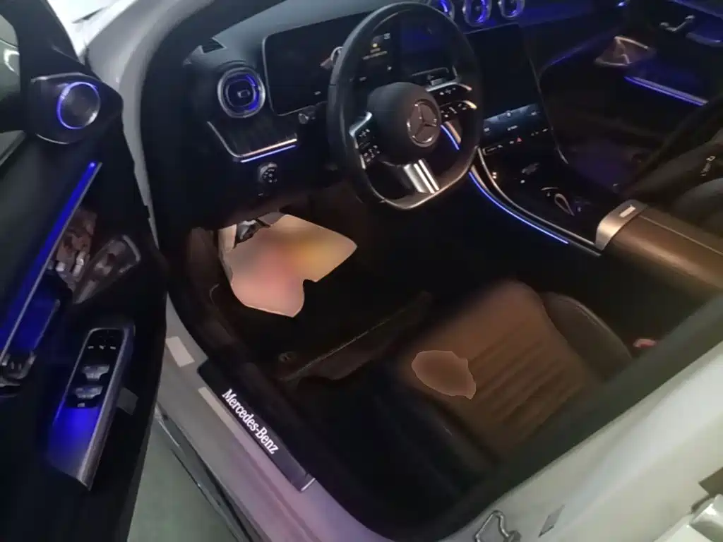 Mercedes-Benz C-Class — миниатюра 16