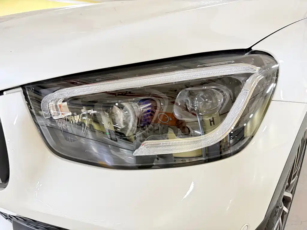 MERCEDES-BENZ GLC AMG