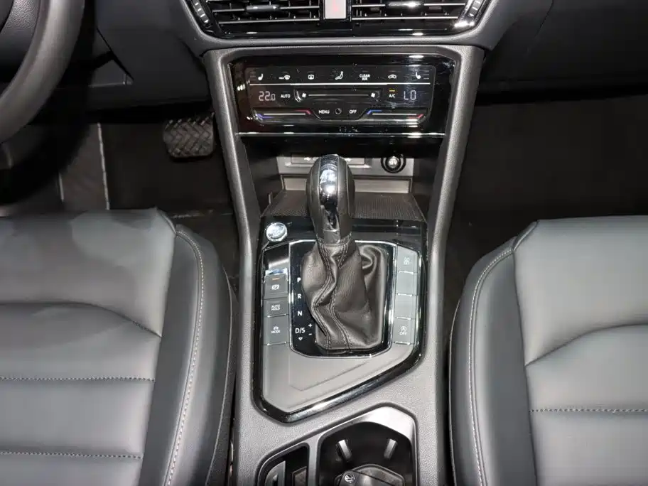 Volkswagen Tharu — миниатюра 15