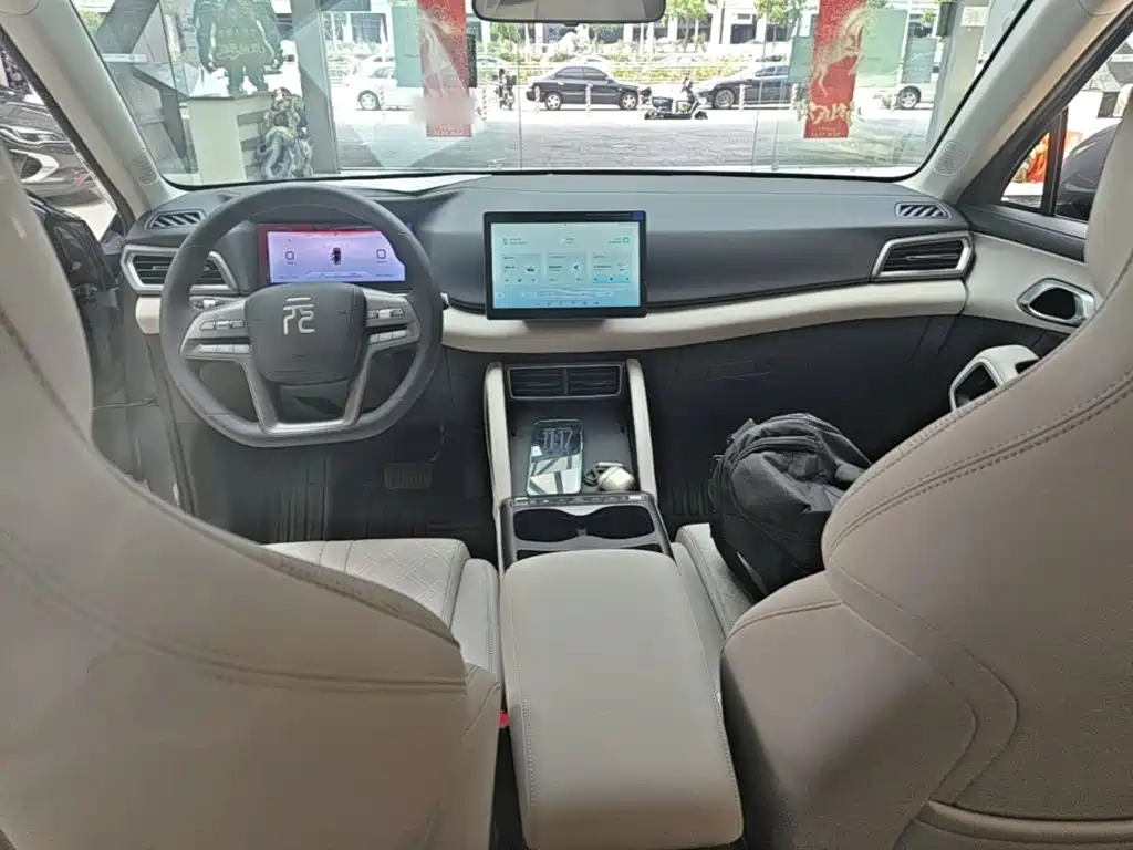 BYD Yuan UP — миниатюра 10
