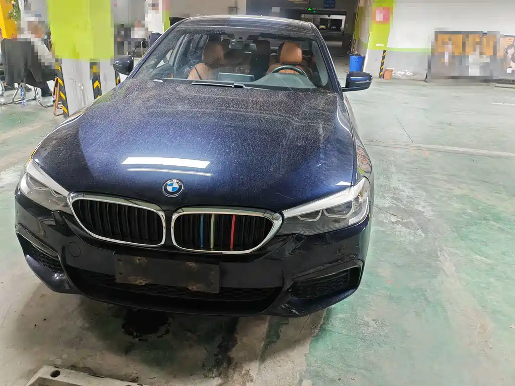 BMW 5 Series — миниатюра 2