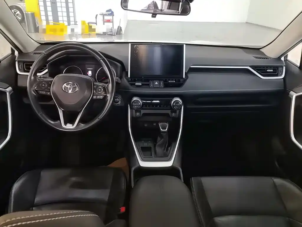 Toyota Wildlander — миниатюра 10