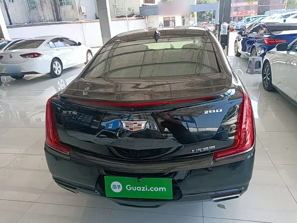 Cadillac XTS — миниатюра 6