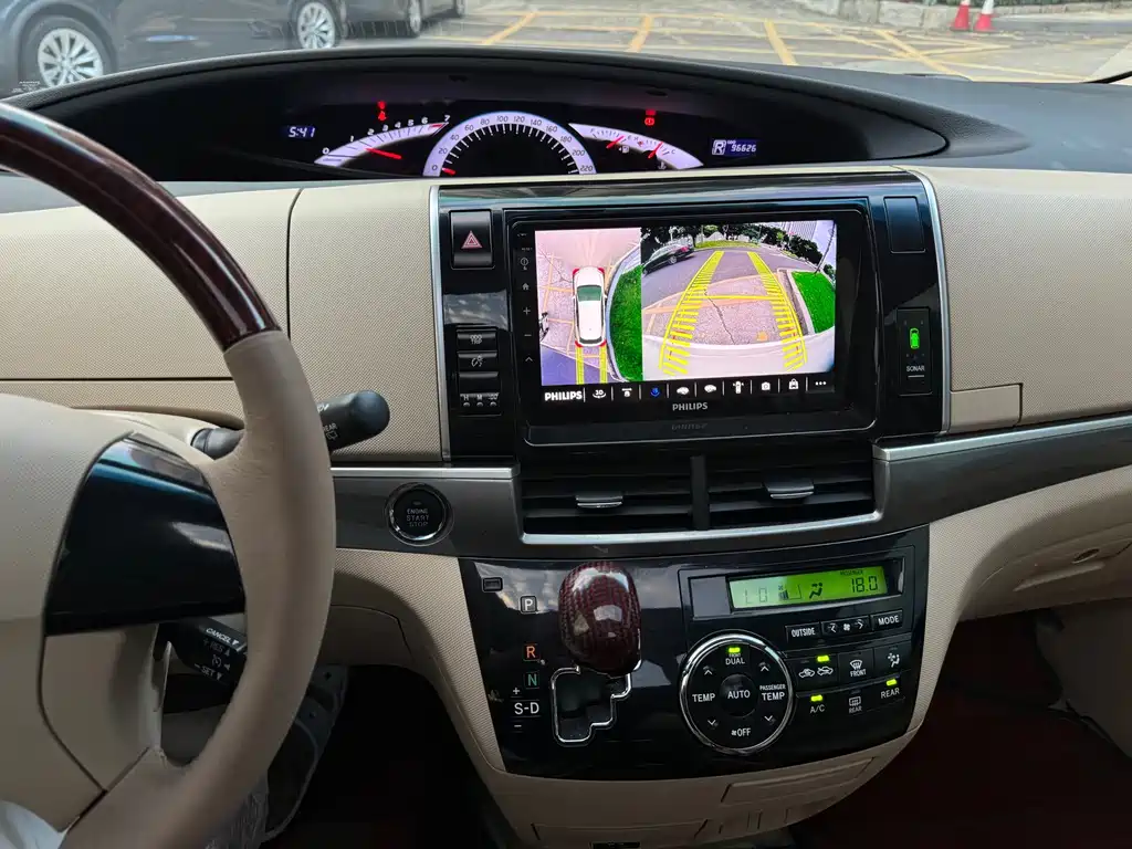 Toyota Previa — миниатюра 12