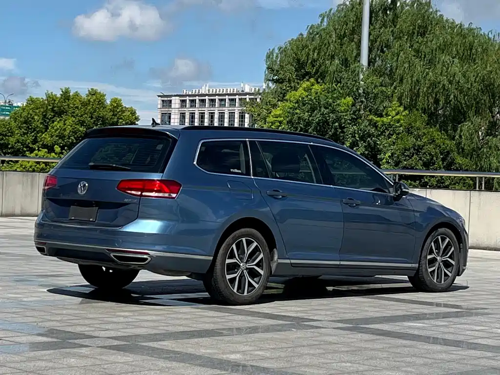 Volkswagen Viloran — миниатюра 4