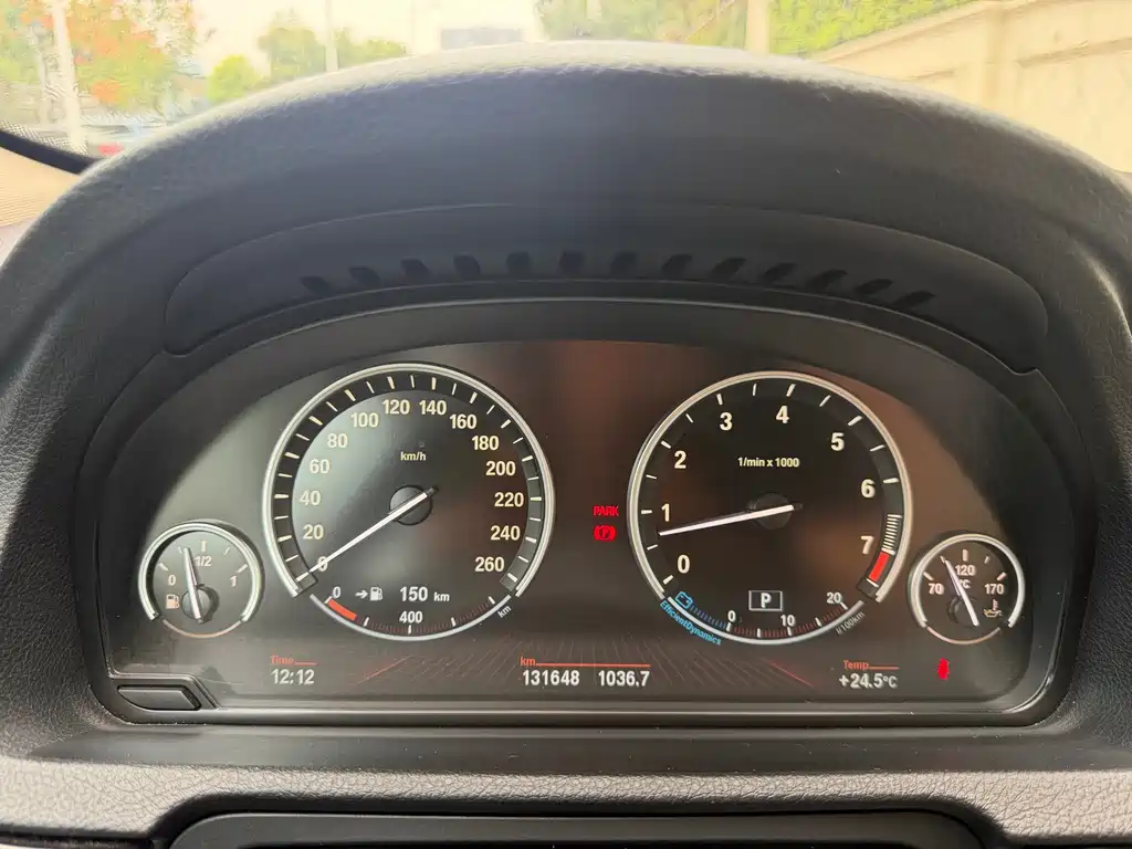 BMW 5 Series GT — миниатюра 10