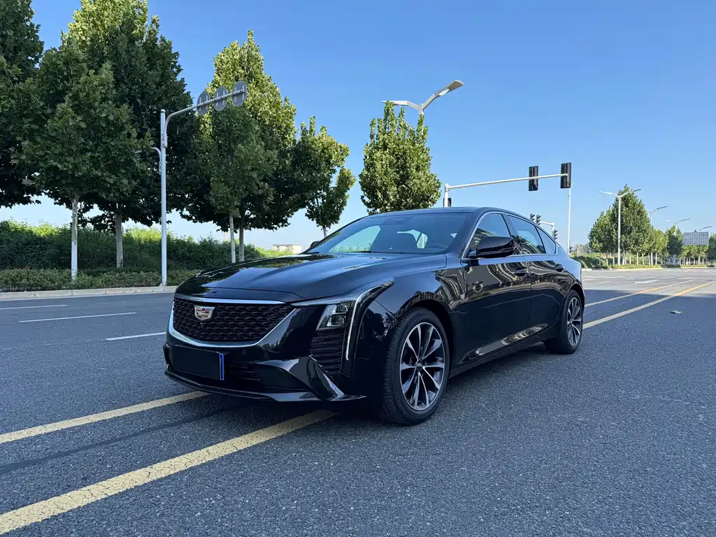 Cadillac CT5 — миниатюра 2