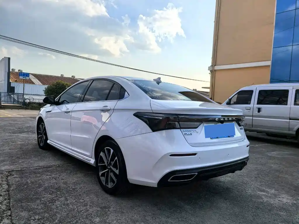 Chery Arrizo 5 PLUS — миниатюра 10