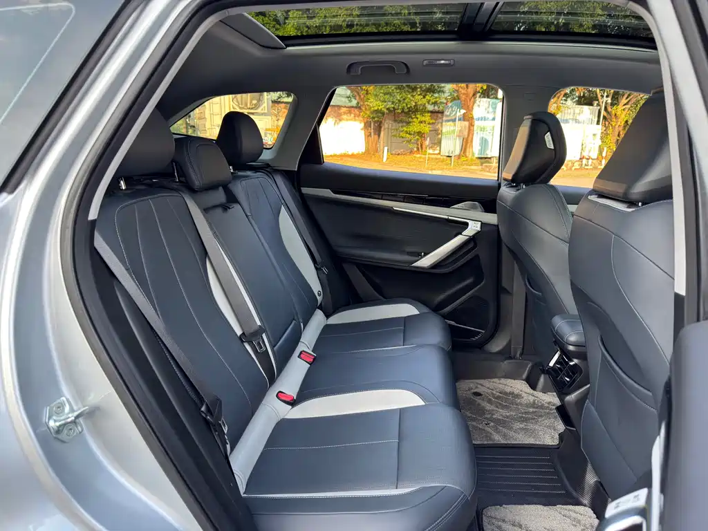 Geely Boyue L — миниатюра 18