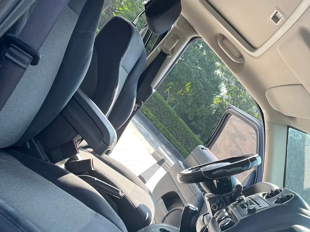 Jeep Patriot — миниатюра 12