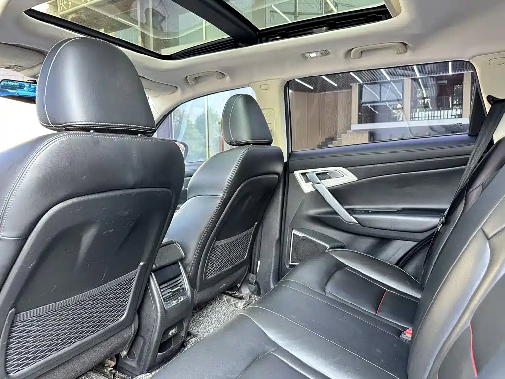 Geely Boyue — миниатюра 13