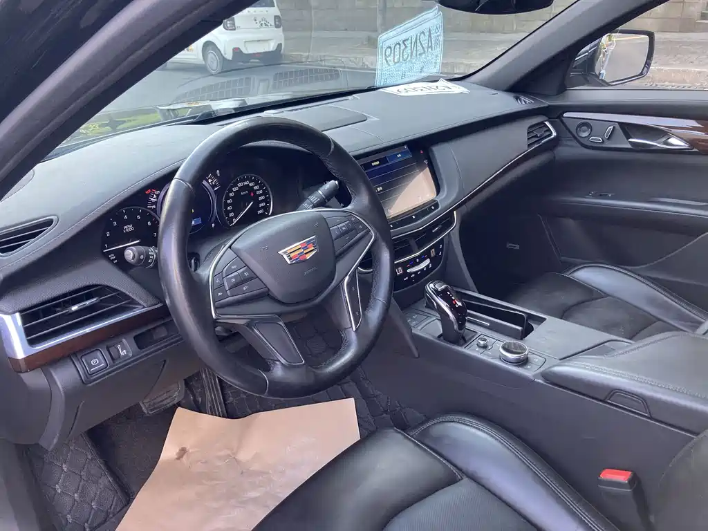 Cadillac CT6 — миниатюра 5