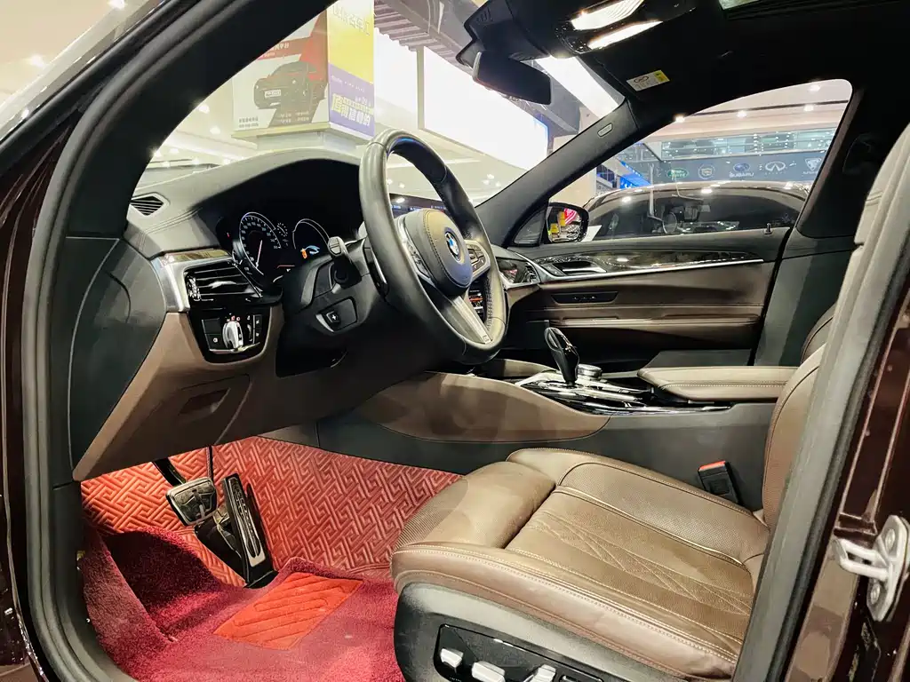 BMW 6 GT 2018 640i xDrive M Sport