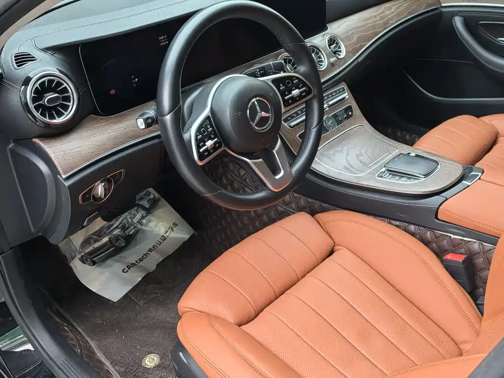 MERCEDES-BENZ E CLASS