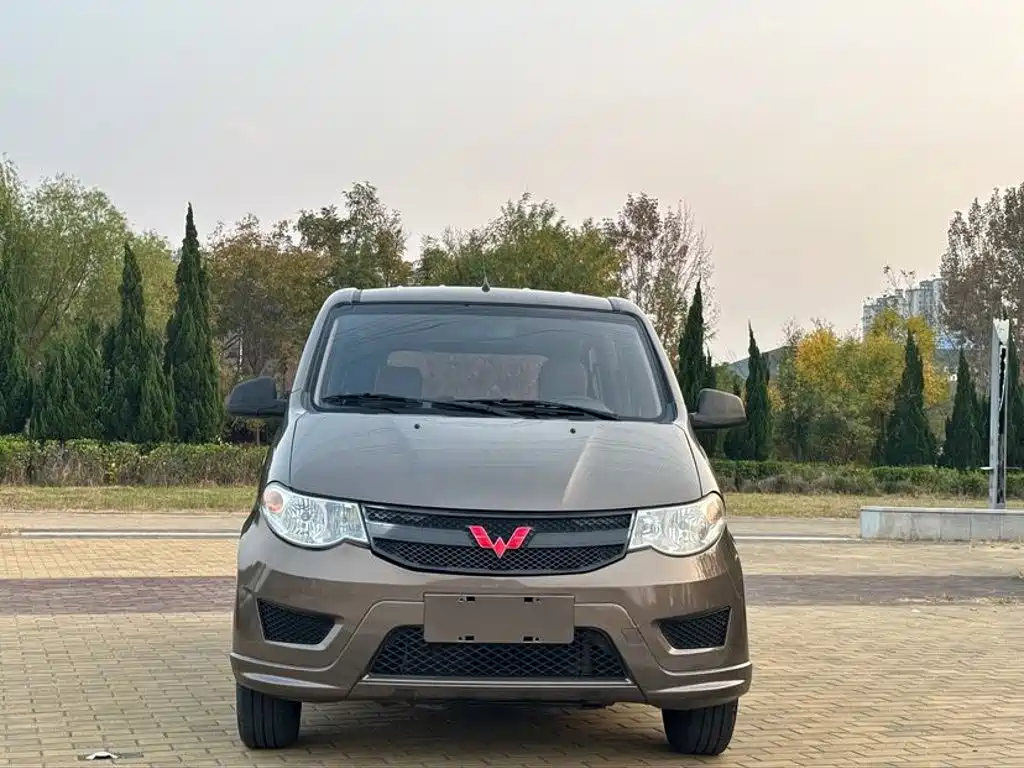 Wuling Hongguang — миниатюра 2
