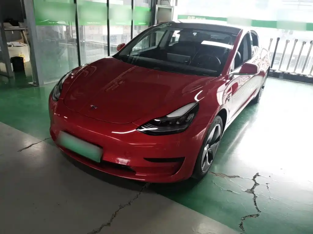 Tesla Model 3 — миниатюра 2