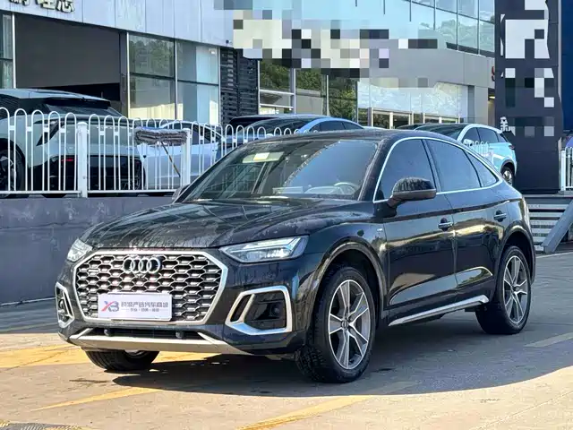 AUDI Q5L SPORTBACK