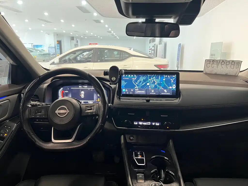 Nissan X-Trail — миниатюра 10