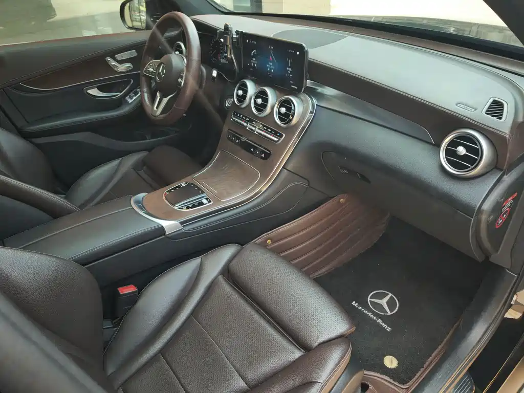 Mercedes-Benz GLC 2020 GLC 260 L 4MATIC Luxury